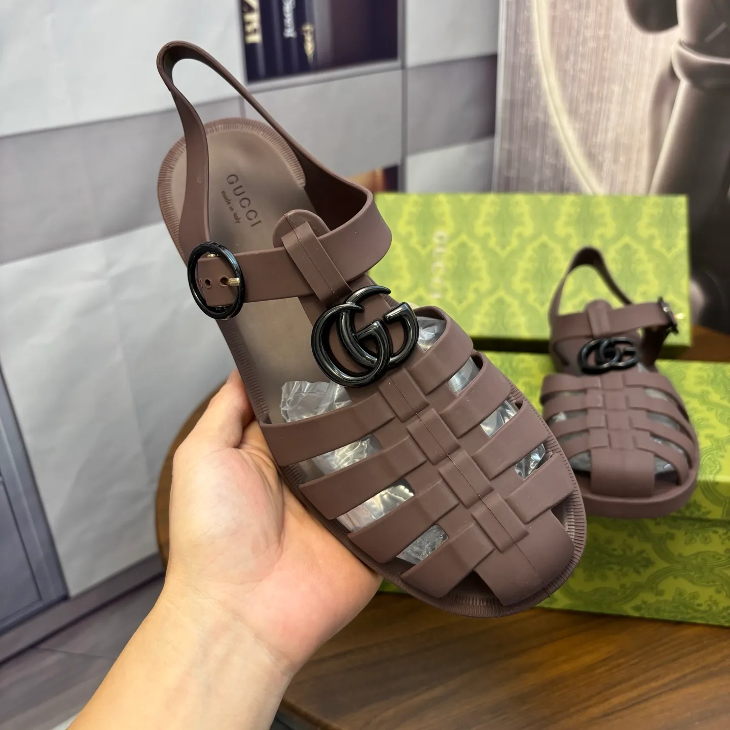 Men's shoes 260💰 [Gucci] Counter quality, top-quality original goods, real photos! Original TPU material, fine workmanship, comfortable; genuine 1:1 replica Size: 36 ~ 46
